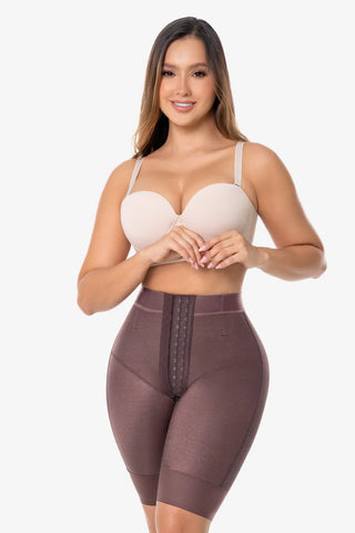 Bermuda modeladora cintura alta cor chocolate. Tecnologia colombiana para efeito zero barriga e realce de curvas