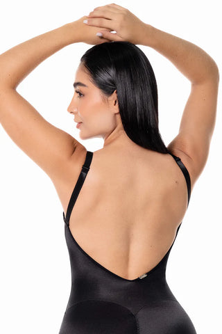 Body Modelador Zinnia com Copa Estruturada e Meia Perna