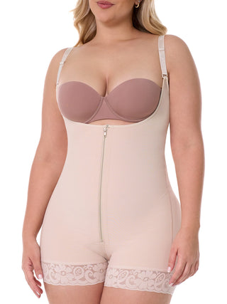 Cinta Modeladora Curta Sem Busto MariaE na cor Bege – foto do produto. Empina o Bumbum. Ref. CN235ST