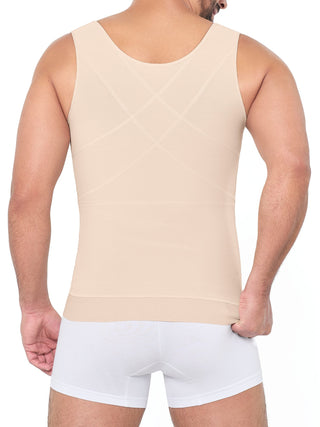 Cinta Modeladora Masculina Tipo Camiseta MariaE na cor Bege – vista de costas. Corretor de Postura. Ref. CN124ST