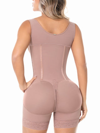 Cinta Modeladora Meia Coxa com Barbatanas MariaE na cor Cacau – foto do produto. Afina a Cintura. Ref. CN127SR