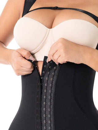 Cinta Modeladora Meia Coxa Sem Busto MariaE na cor Preto – foto do produto. Afina a Cintura. Ref. CN135SR