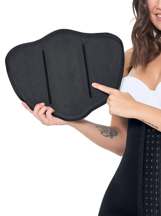 Placa Abdominal Pós-Cirúrgica MariaE na cor Preto – detalhe do acabamento. Modela e Achata o Abdômen. Ref. PL105UN