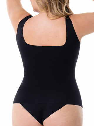 Regata Modeladora Básica MariaE na cor Preto – vista de costas. Frente Dupla. Ref. BS004ST