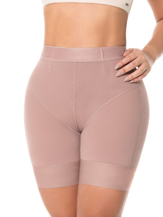 Short Modelador Cintura Alta MariaE na cor Cacau – foto do produto. Efeito Barriga Lisa. Ref. SO001SR