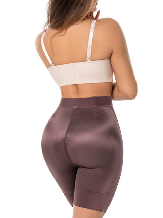 Short Modelador Meia Coxa MariaE na cor Chocolate – foto do produto. Levanta Bumbum. Ref. SO002SR