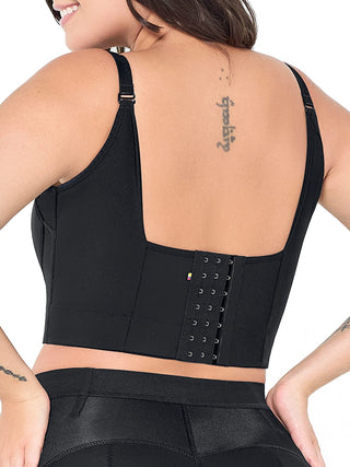 Short Modelador Meia Coxa MariaE na cor Preto – vista de costas. Levanta Bumbum. Ref. SO100ST