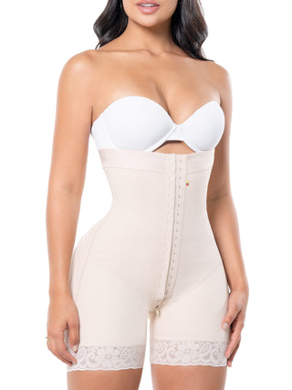Short Modelador Sem Costura Cintura Alta MariaE na cor Bege – vista frontal. Efeito Invisível. Ref. SO304SR