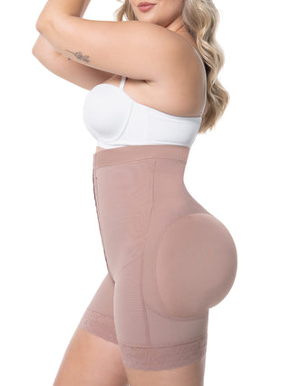 Short Modelador Sem Costura Cintura Alta MariaE na cor Cacau – vista de perfil. Efeito Invisível. Ref. SO304SR