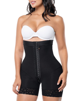 Short Modelador Sem Costura Cintura Alta MariaE na cor Preto – vista frontal. Efeito Invisível. Ref. SO304SR